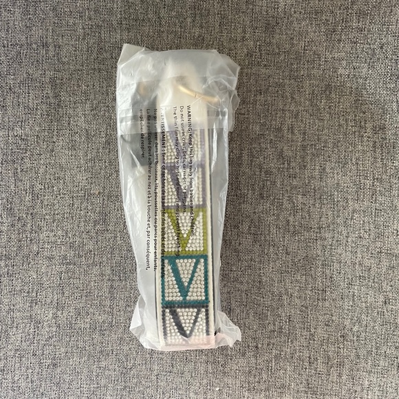 SOLD-Victoria's Secret Sparkly "V" Signature Wristlet Keychain - Picture 2 of 3
